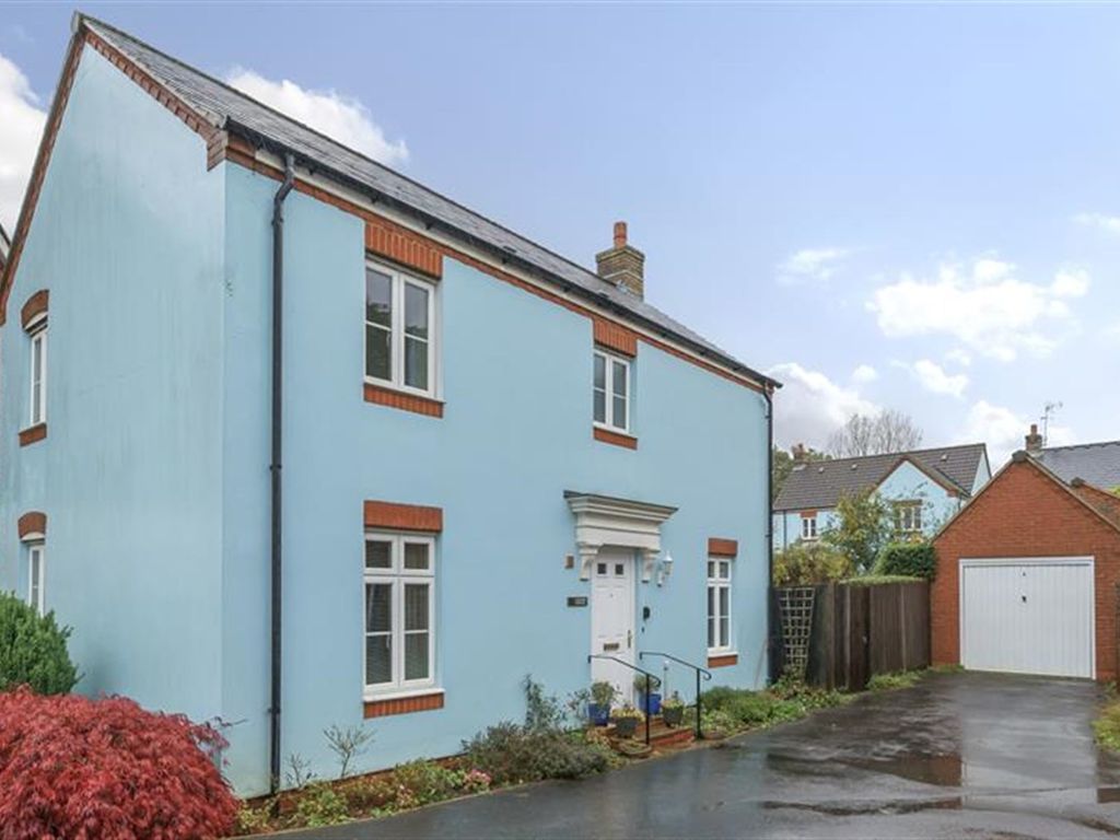 3 bed detached house for sale in 10 Crafts Lane, Petersfield, Hampshire GU31, £580,000 Zoopla