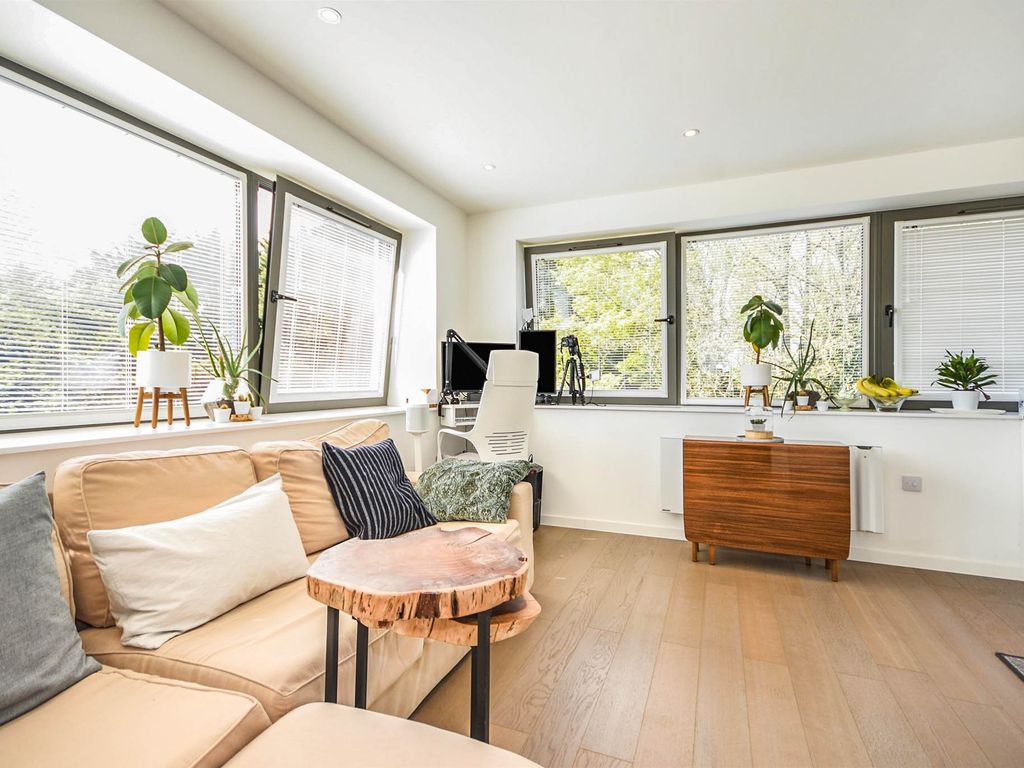 1 bed flat for sale in Hubert Road, Brentwood CM14 Zoopla