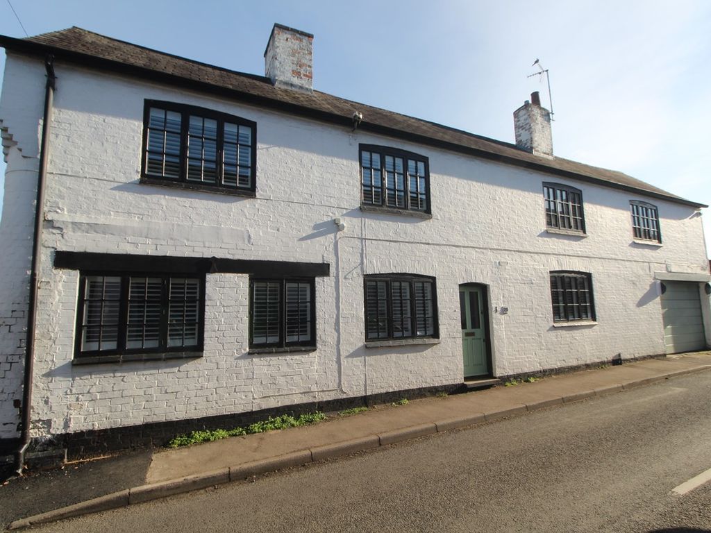 5 bed linkdetached house for sale in Station Road, Littlethorpe