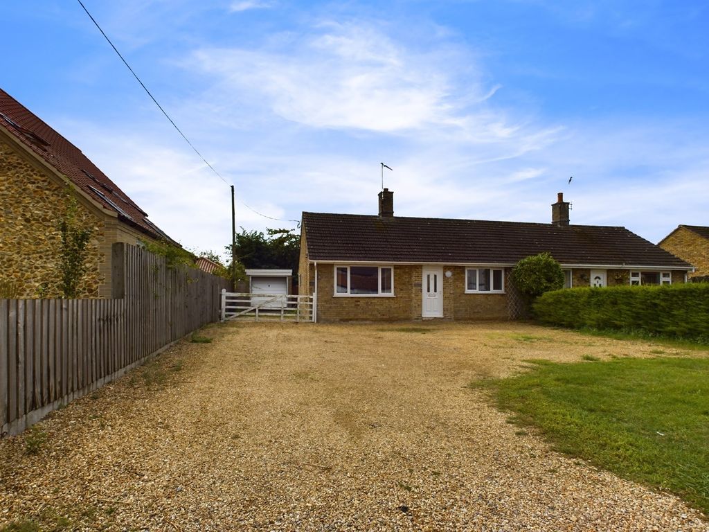 2 bed semidetached bungalow for sale in Hythe Road, Methwold, Thetford