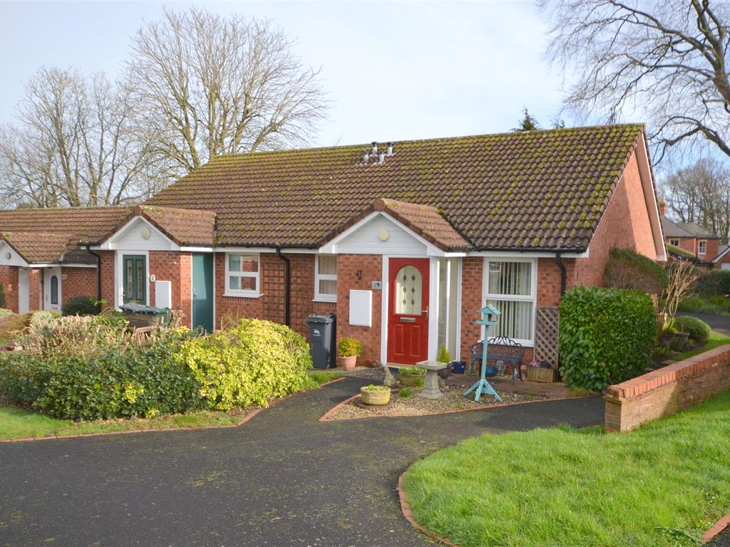 2 bed semidetached bungalow for sale in Brackenhurst, Ranelegh Road
