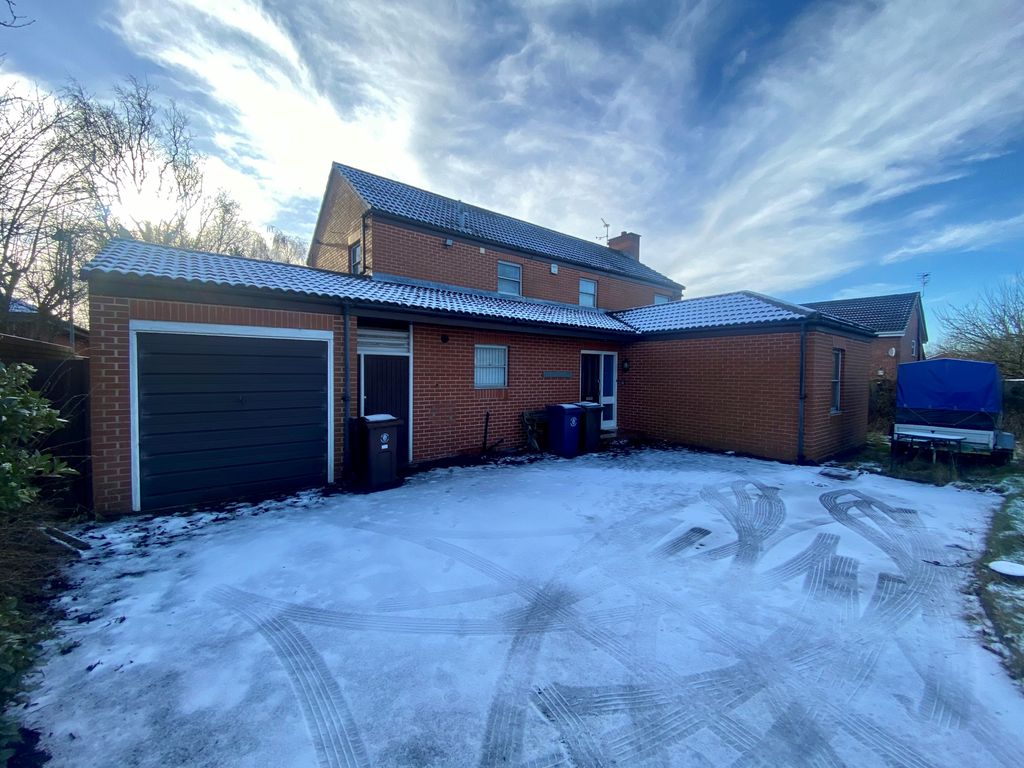 4 bed shared to rent in Lyndhurst, Skelmersdale WN8 Zoopla