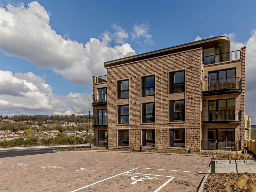 New home, 2 bed flat for sale in Matlock Spa, Matlock, Derbyshire DE4