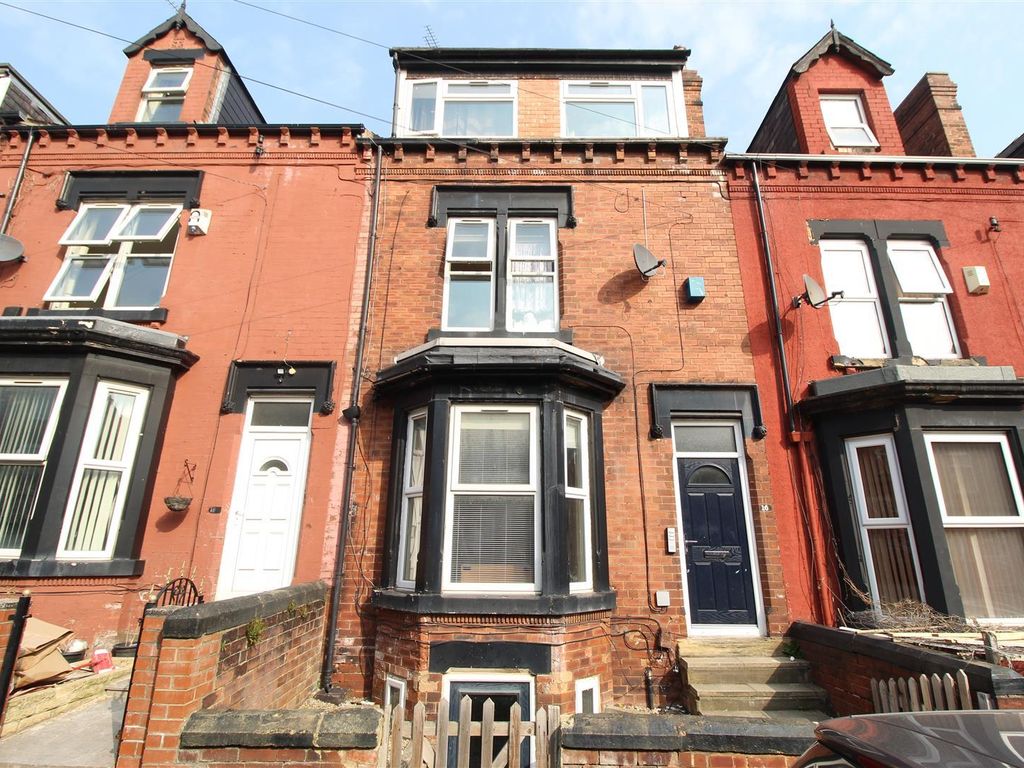 1 bed flat to rent in Linden Road, Beeston, Leeds LS11, £595 pcm Zoopla
