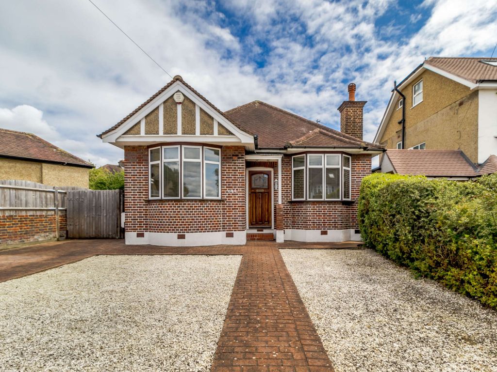 2 bed bungalow for sale in Rayners Lane, Pinner HA5 Zoopla