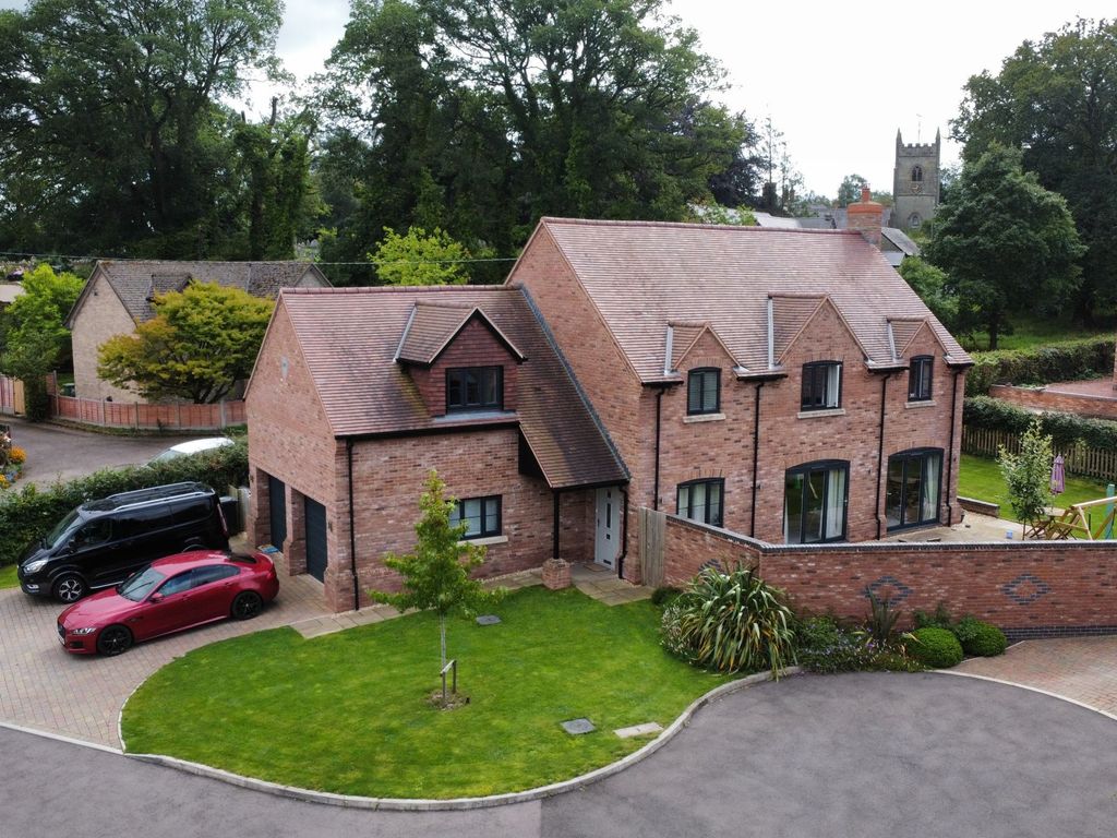 4 bed detached house for sale in Lilly Close, Christchurch, Coleford
