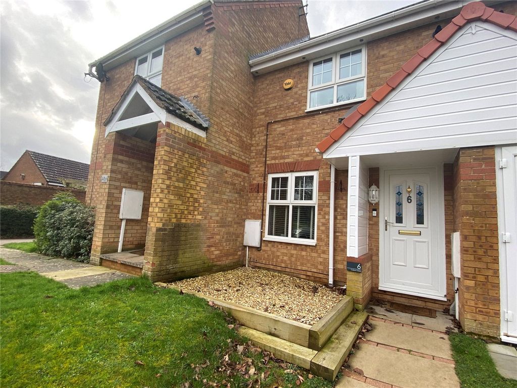 2 bed terraced house for sale in Cabot Close, Daventry