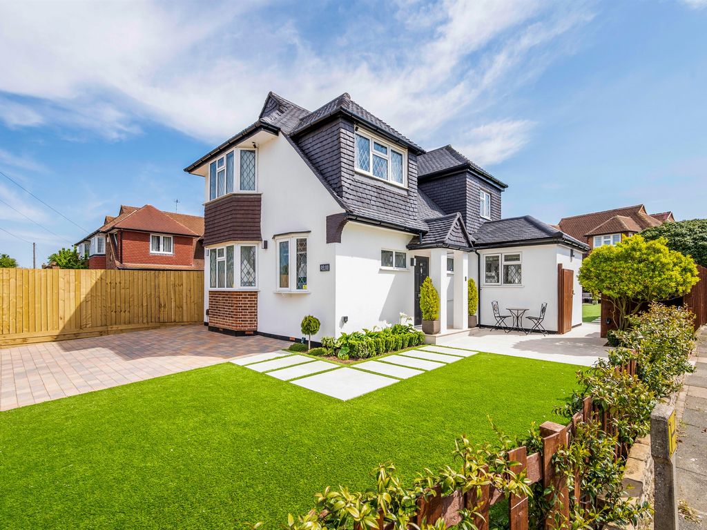 4 bed detached house for sale in Motspur Park, New Malden KT3 Zoopla