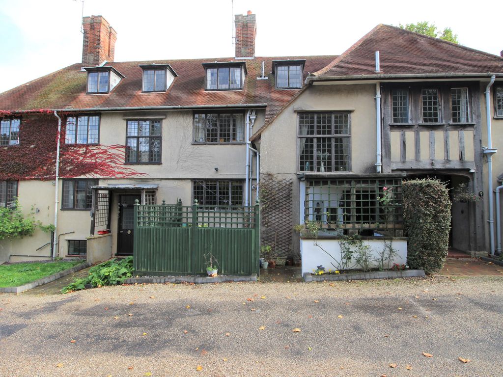 2 bed terraced house to rent in Blythwood Gardens, Stansted CM24 Zoopla