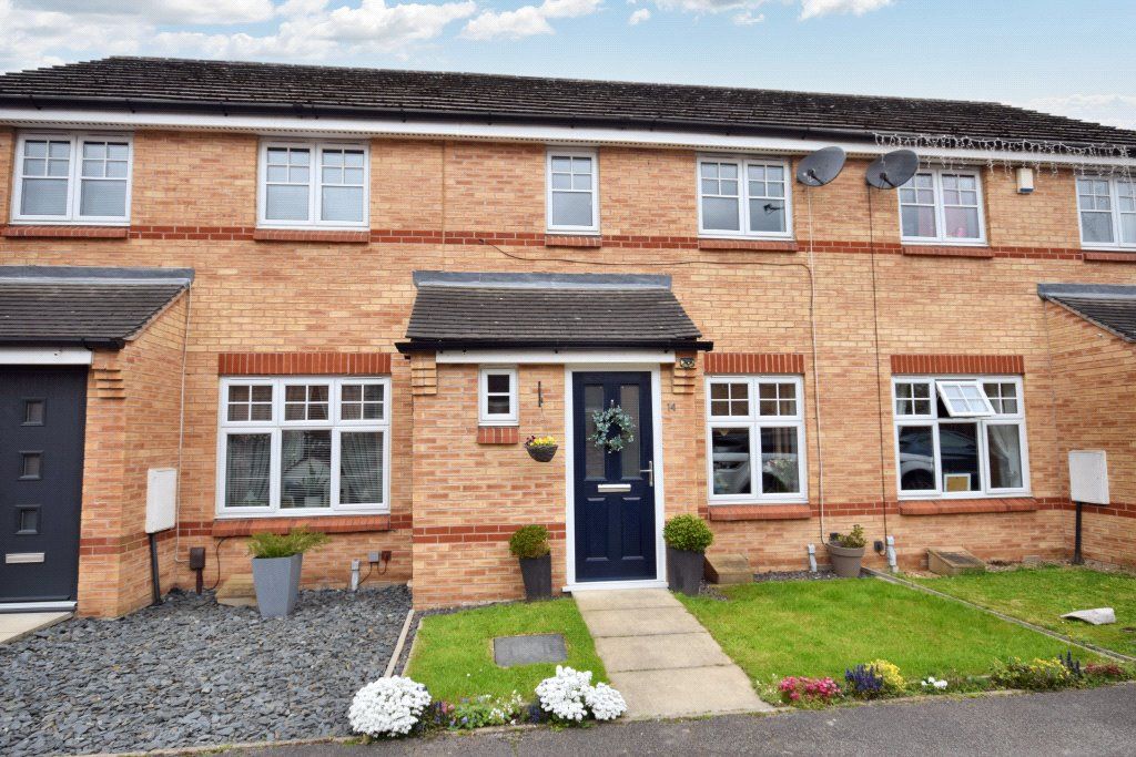 2 bed terraced house for sale in Mill Chase Close, Wakefield, West