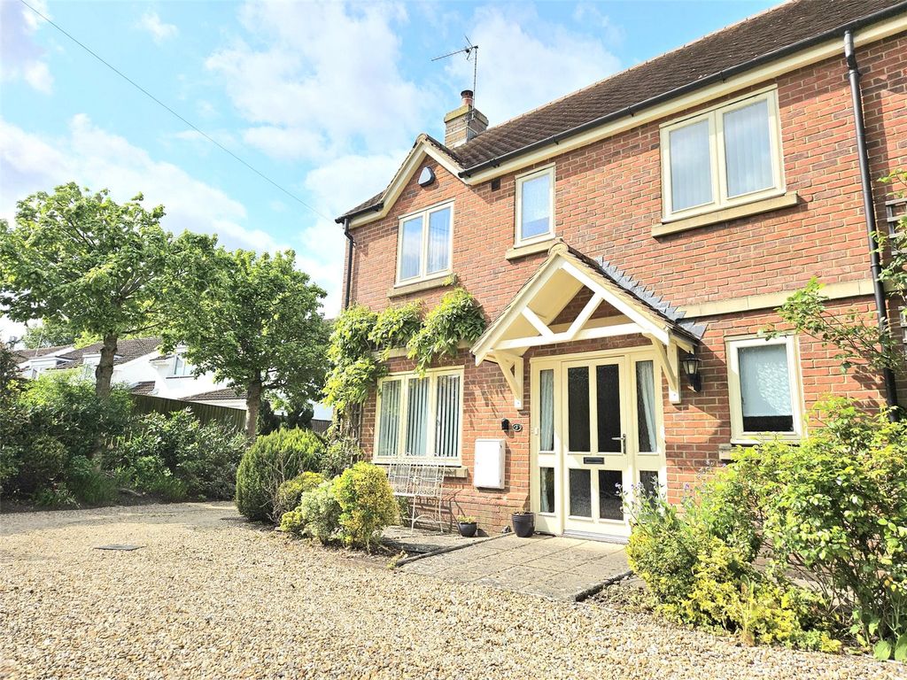 3 bed semidetached house to rent in Raffin Court, Raffin Lane, Pewsey