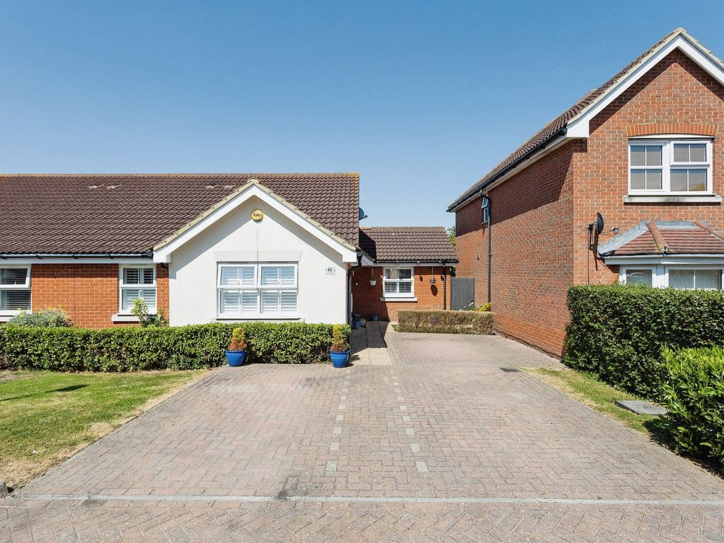 2 bed semidetached bungalow for sale in Lady Winter Drive, Minster On