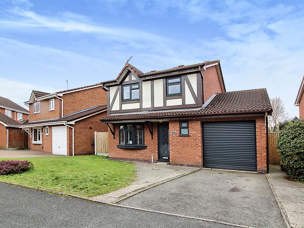 3 bed detached house for sale in Slade Avenue, Lyppard Hanford