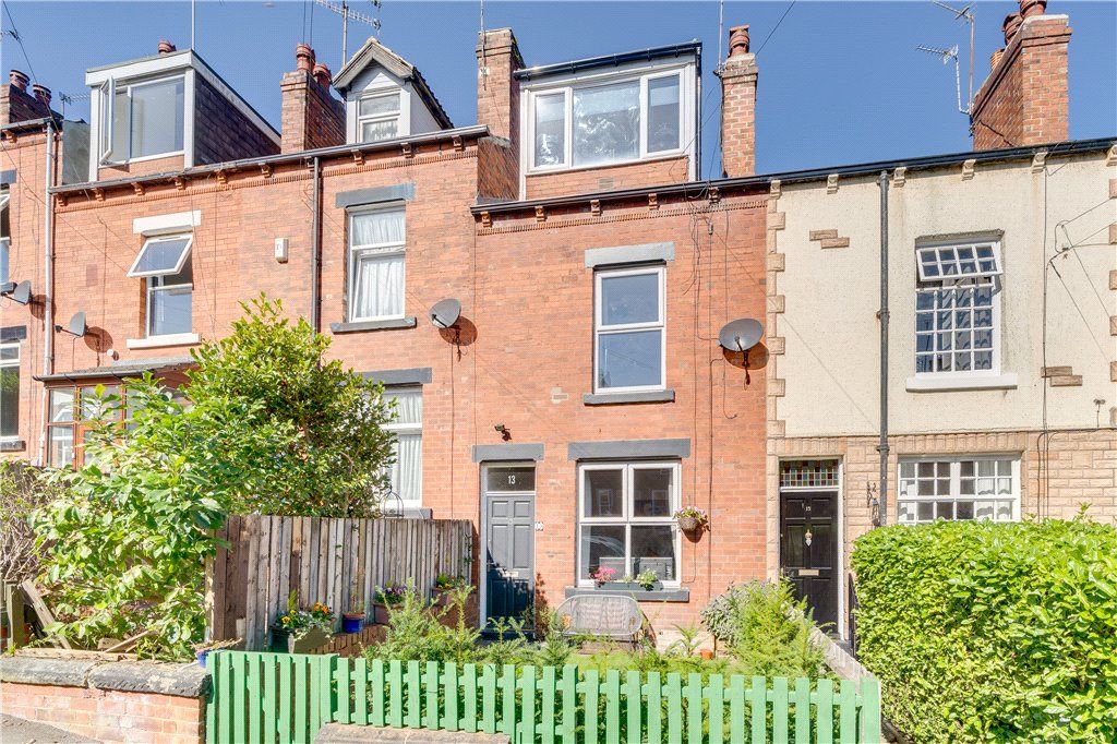 4 bed terraced house for sale in Pasture Grove, Leeds, West Yorkshire