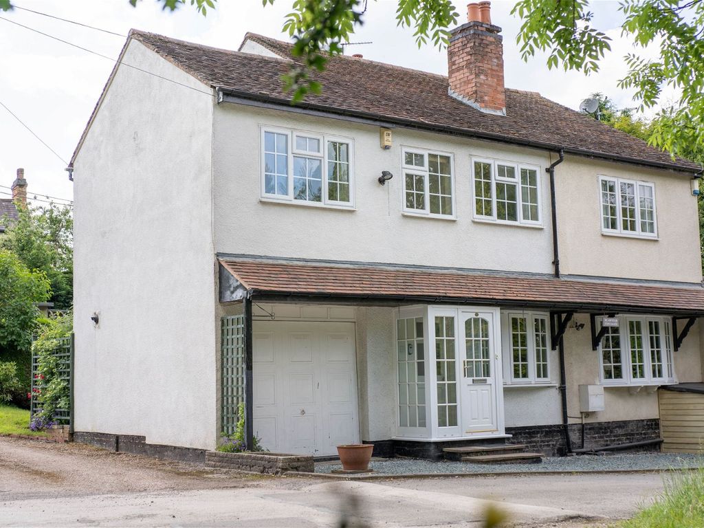 3 bed semidetached house for sale in Scarfield Hill, Alvechurch B48, £