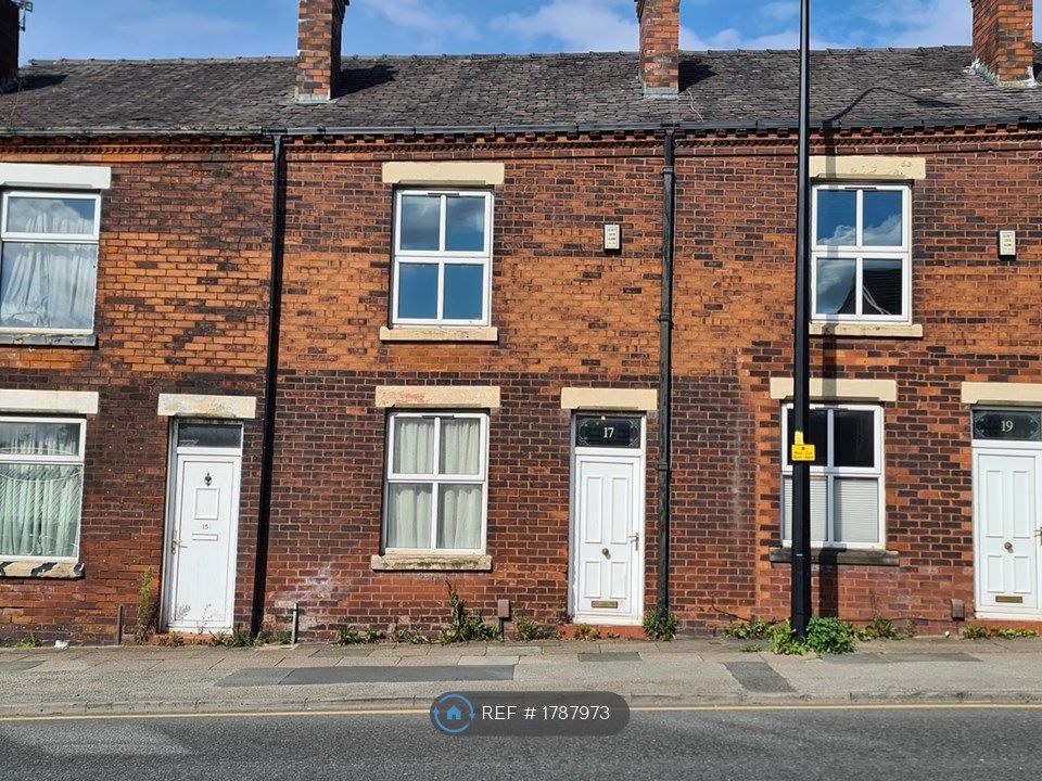 2 bed terraced house to rent in Castle Street, Tyldesley, Manchester