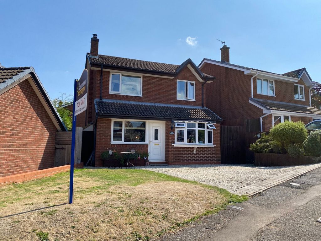 3 bed detached house for sale in Ashway, Braunston NN11 Zoopla