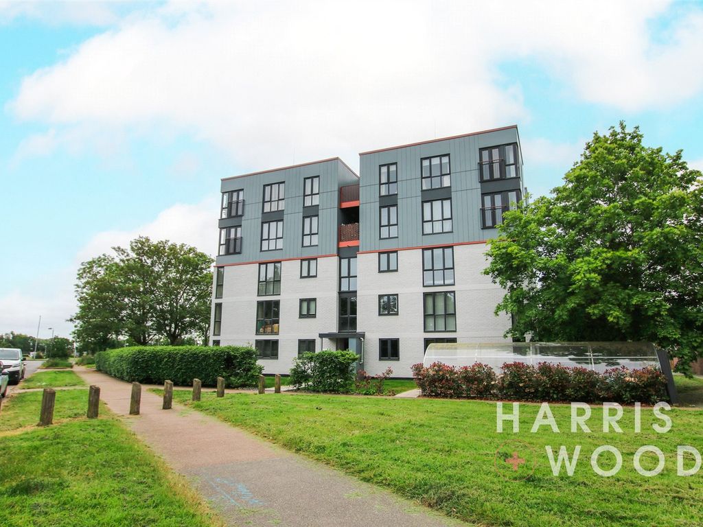 2 bed flat for sale in Earlswood Way, Colchester, Essex CO2 Zoopla