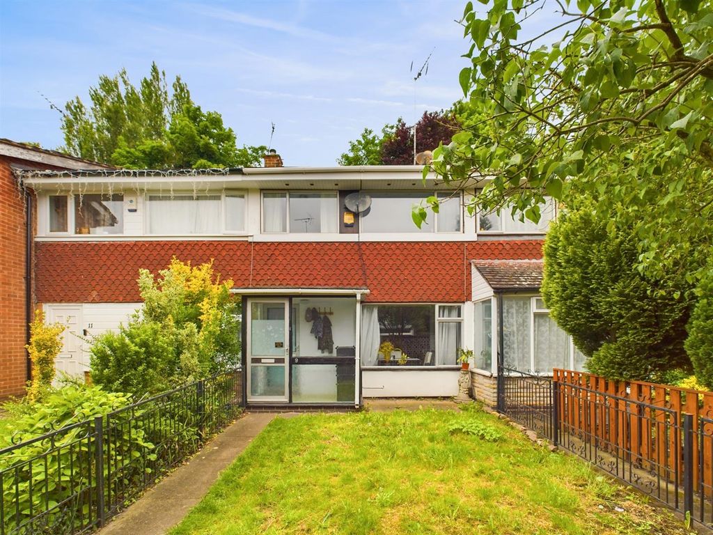 3 bed terraced house for sale in The Beeches, Nottingham NG3, £150,000