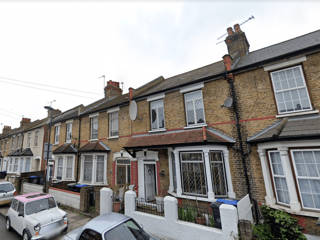 3 bed terraced house to rent in Suffolk Road, Enfield EN3 Zoopla
