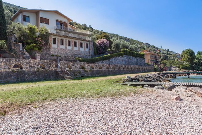 Properties for sale in Limone sul Garda, Brescia, Lombardy, Italy
