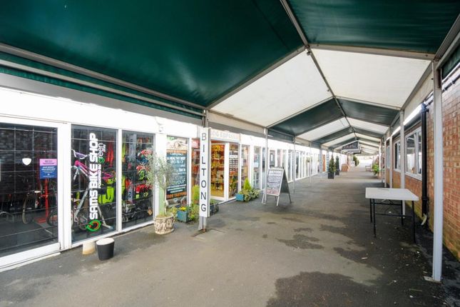 Moss End Garden Centre, Bracknell RG42, industrial to let 41545367