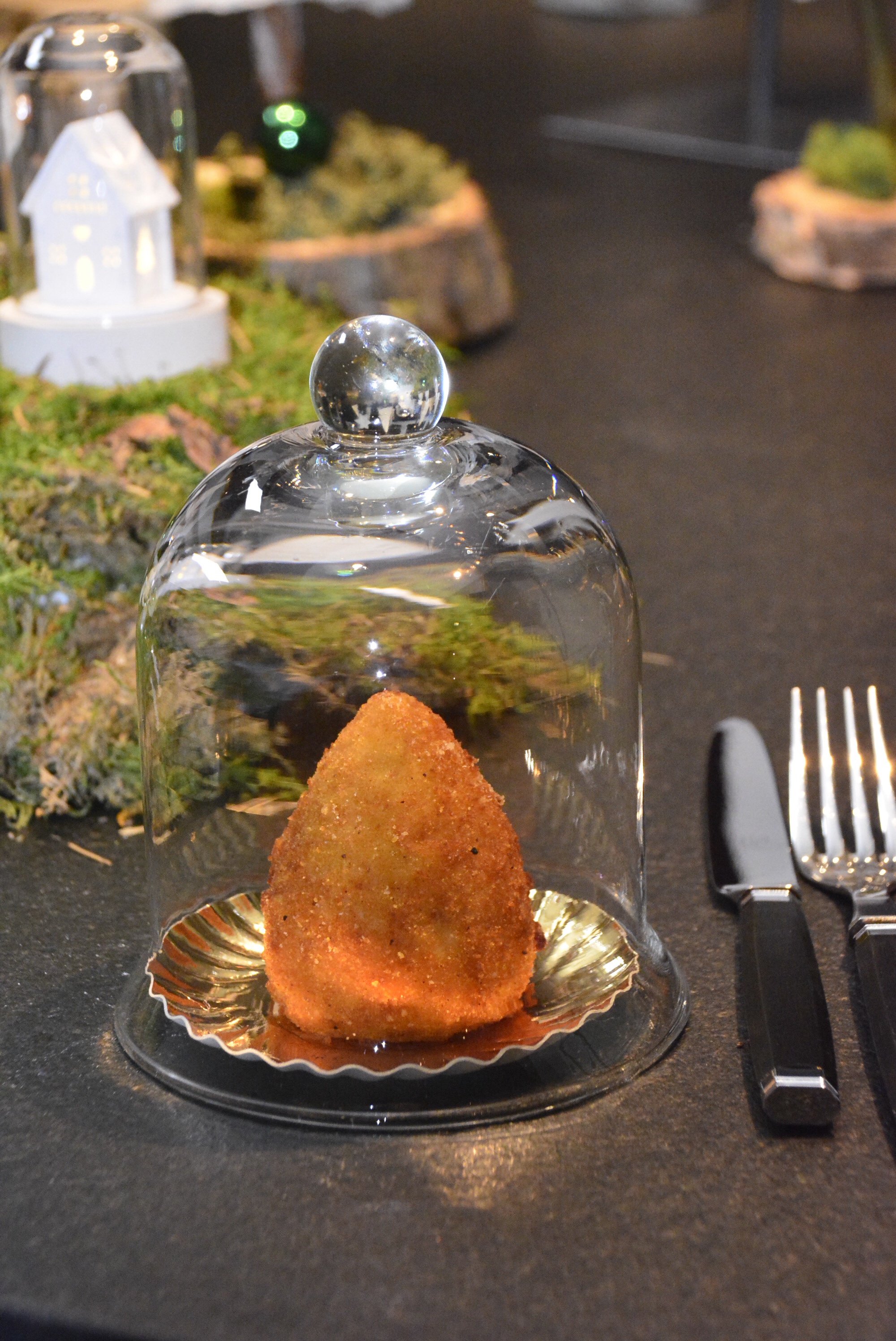 Arancini mit Trüffel Taleggio und Robiola