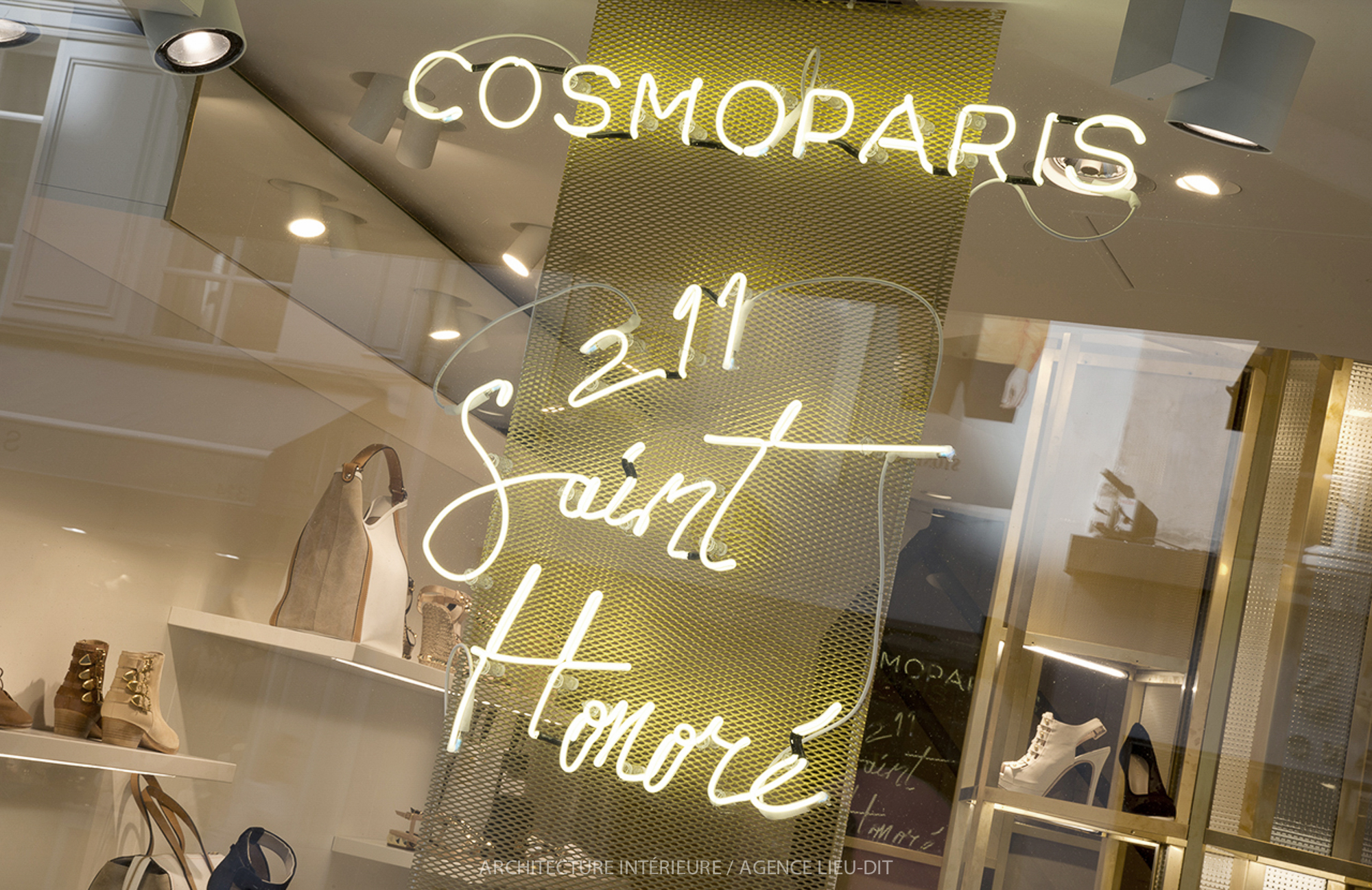 Cosmoparis rue SaintHonoré Paris 1er Lieudit