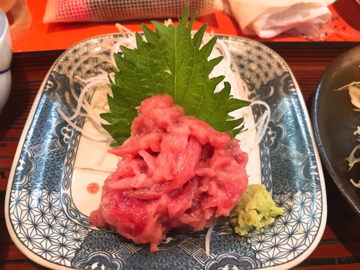 【綾瀬】魚が美味しい味安の本マグロの中落ち定食（980円） life designer