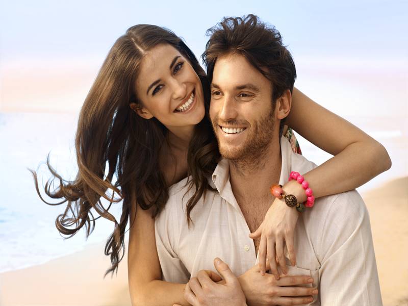 how to be more confident in your relationship रिश्ते में अपना