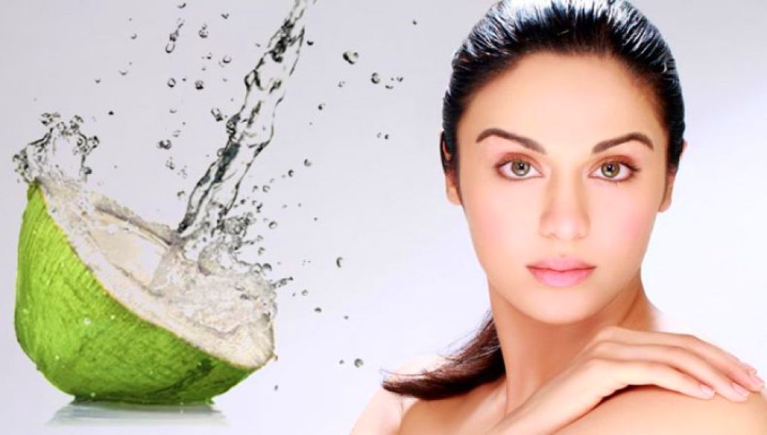 5 Phenomenal Benefits of Coconut Water For Flawless Youthful Skin