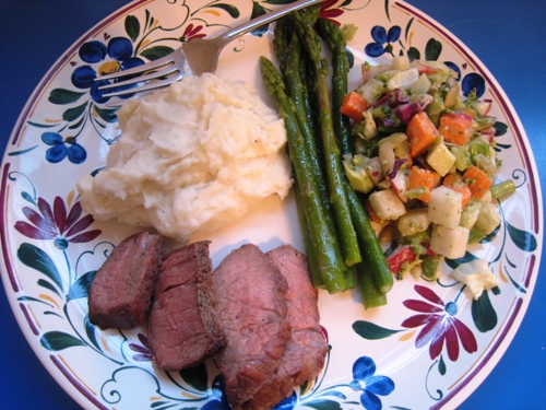 How to Eat Well & Spend Less During a Staycation