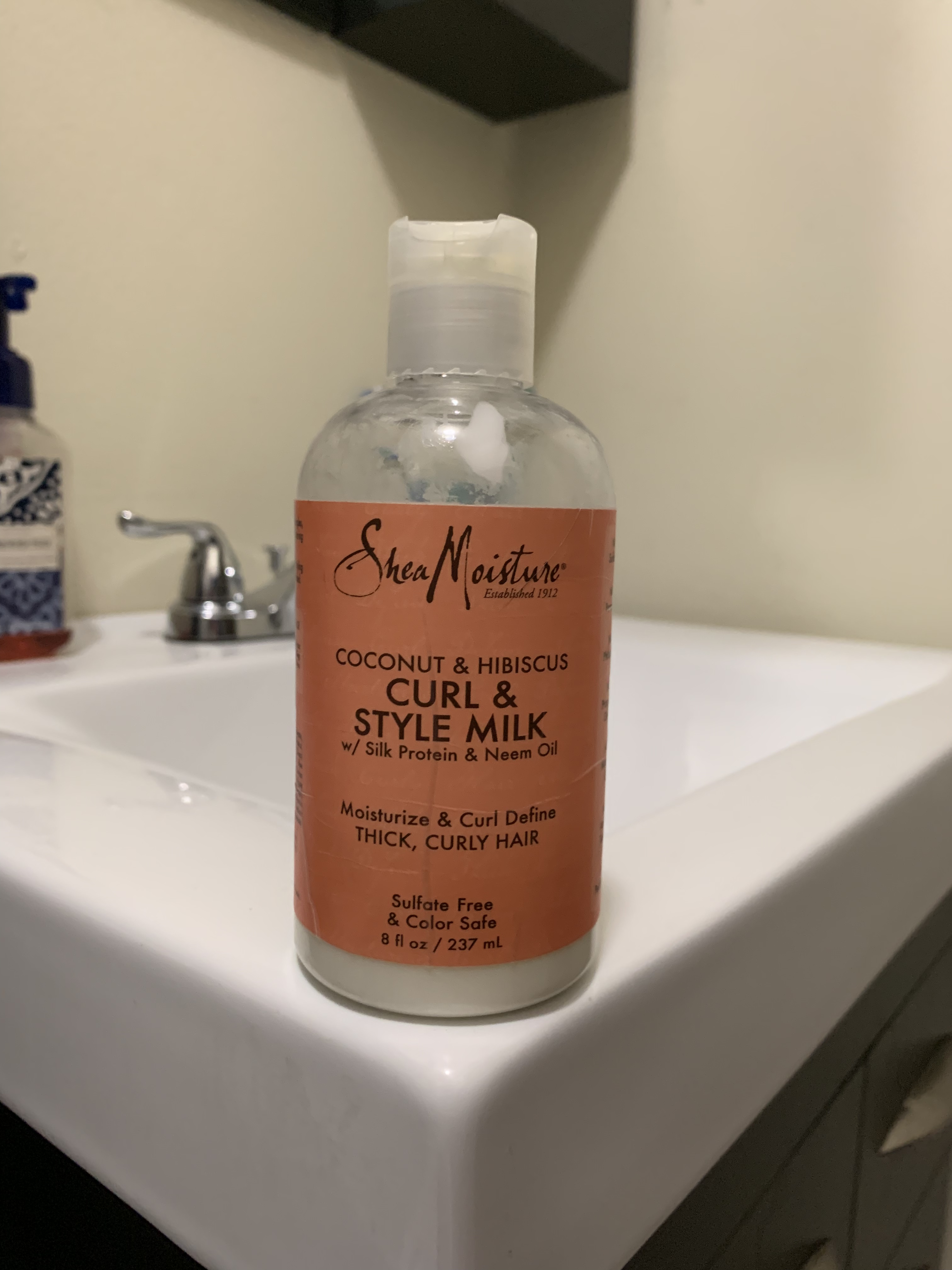 COMBO REVIEW SHEA MOISTURE COCONUT AND HIBISCUS CURL AND STYLE MILK