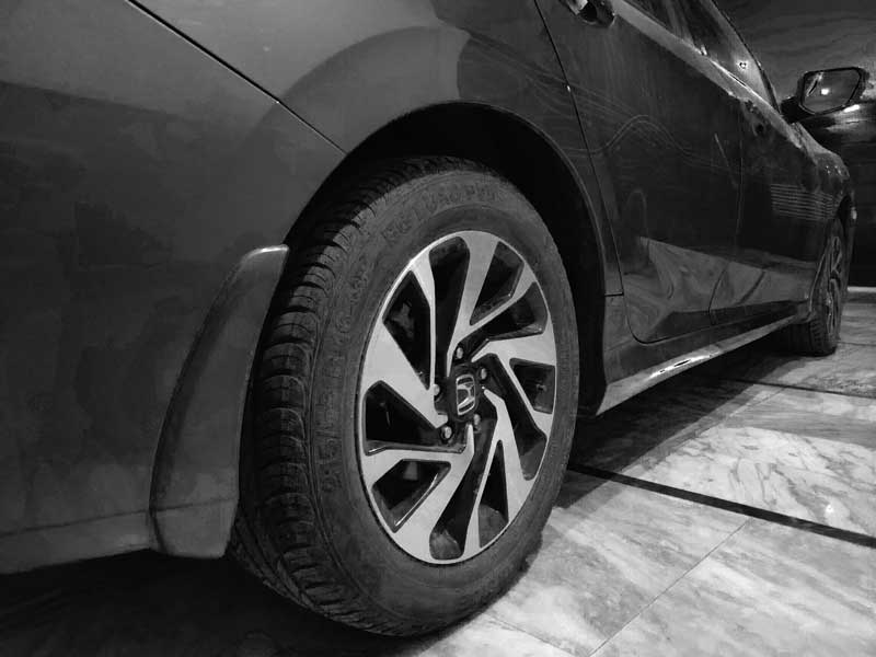 Michelin Defender VS Michelin X Tour Comparison Life Falcon