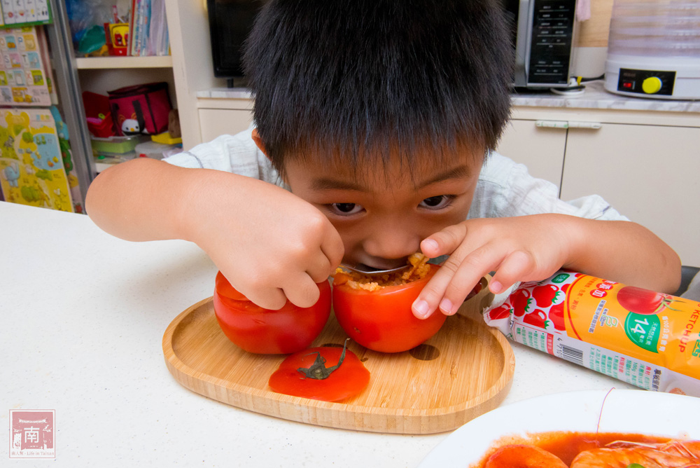 【南人進廚房】讓樂多玩的不亦樂乎的可果美蕃茄醬親子料理｜小編私房蕃茄醬料理.食譜~~我家的可果美