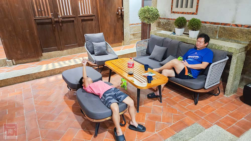 【金門旅遊DAY2】在鋼刀工廠手作DIY鋼刀鑰匙圈,享受現燙金門熟成酒糟牛,從金門大橋前進小金門仿雷區公園、勇士堡、鐵漢堡~金門旅遊 【金門旅遊DAY2】在鋼刀工廠手作DIY鋼刀鑰匙圈,享受現燙金門熟成酒糟牛,從金門大橋前進小金門仿雷區公園、勇士堡、鐵漢堡~金門旅遊