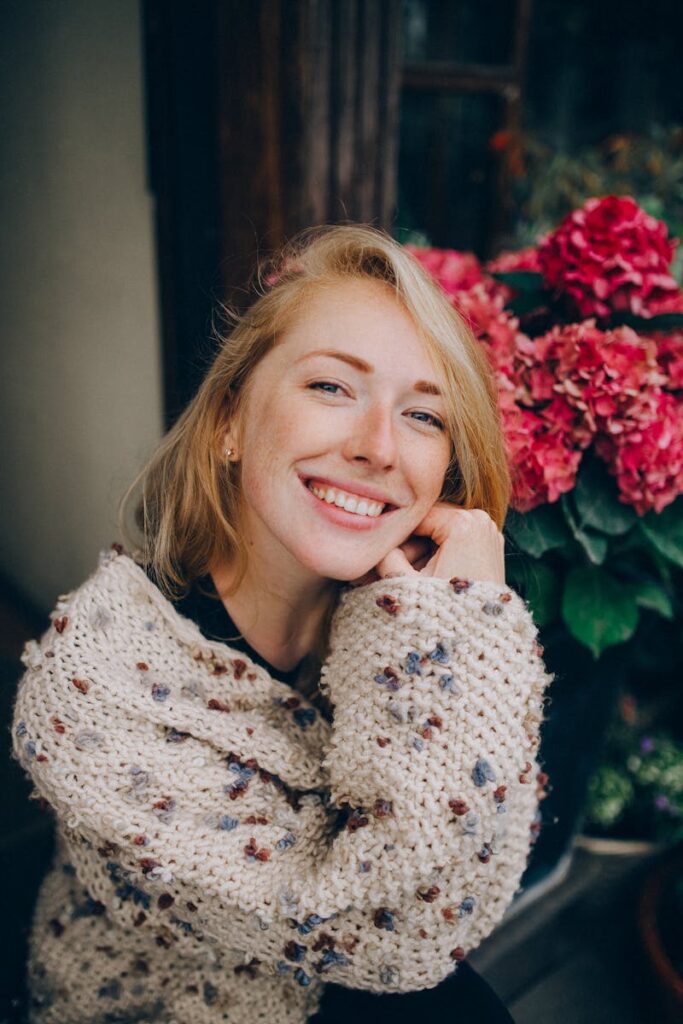 12 Subtle Signs You’re Way More Attractive Than You Give Yourself Credit For
