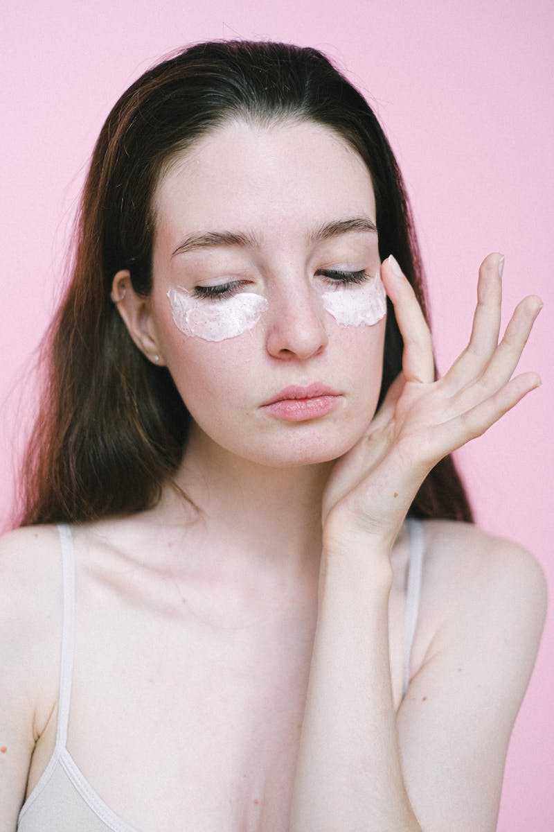 Unlock the Secret to Perfect Eye Cream Application