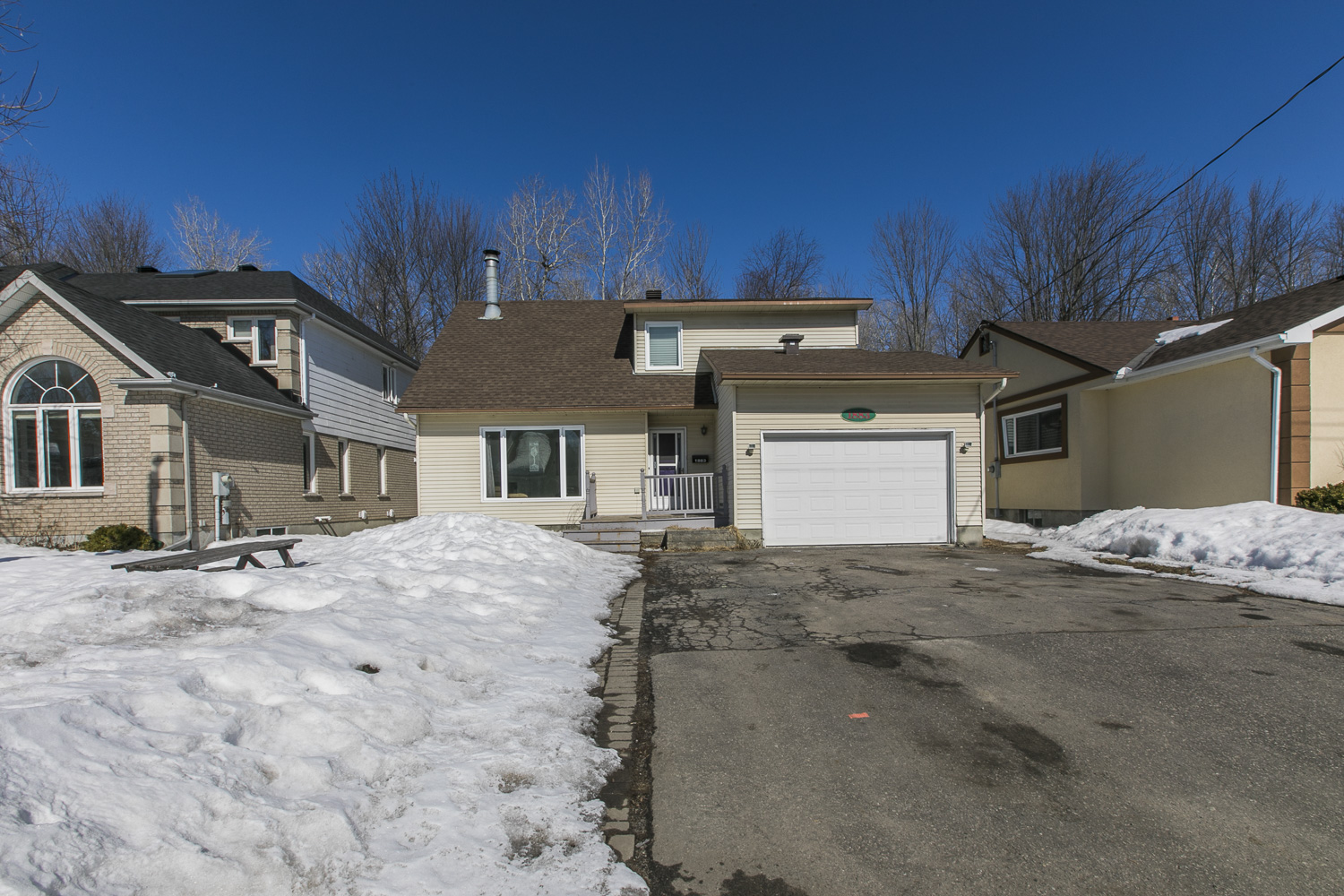 1883 Rosebella Ave Ottawa Real Estate Group Life Real Estate Group