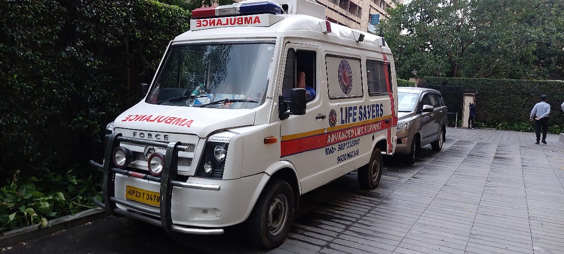 ACLS Ambulance Back Up At Indusind Bank Headquarters Life Savers