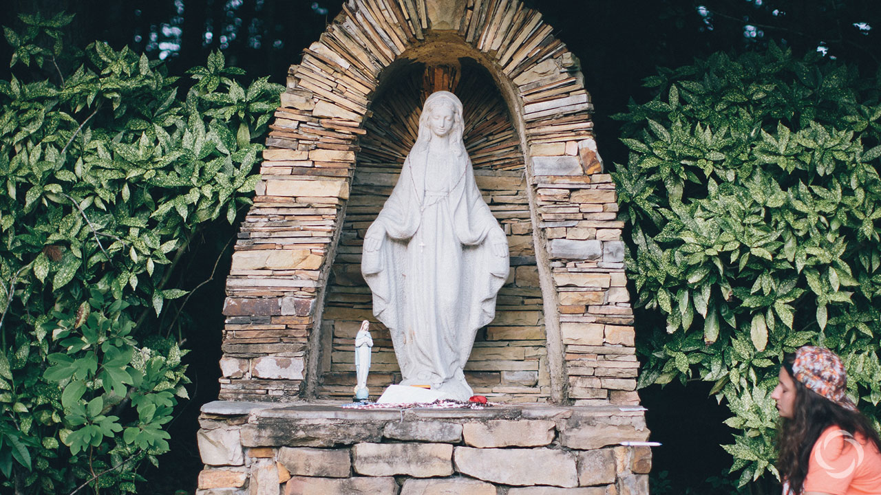 I Started Praying with Mary and This is What Happened
