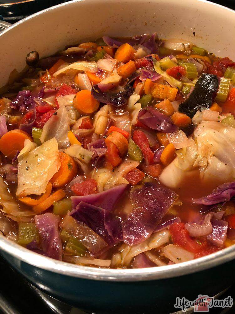 Cabbage fat burning soup The perfect recipe for weight loss