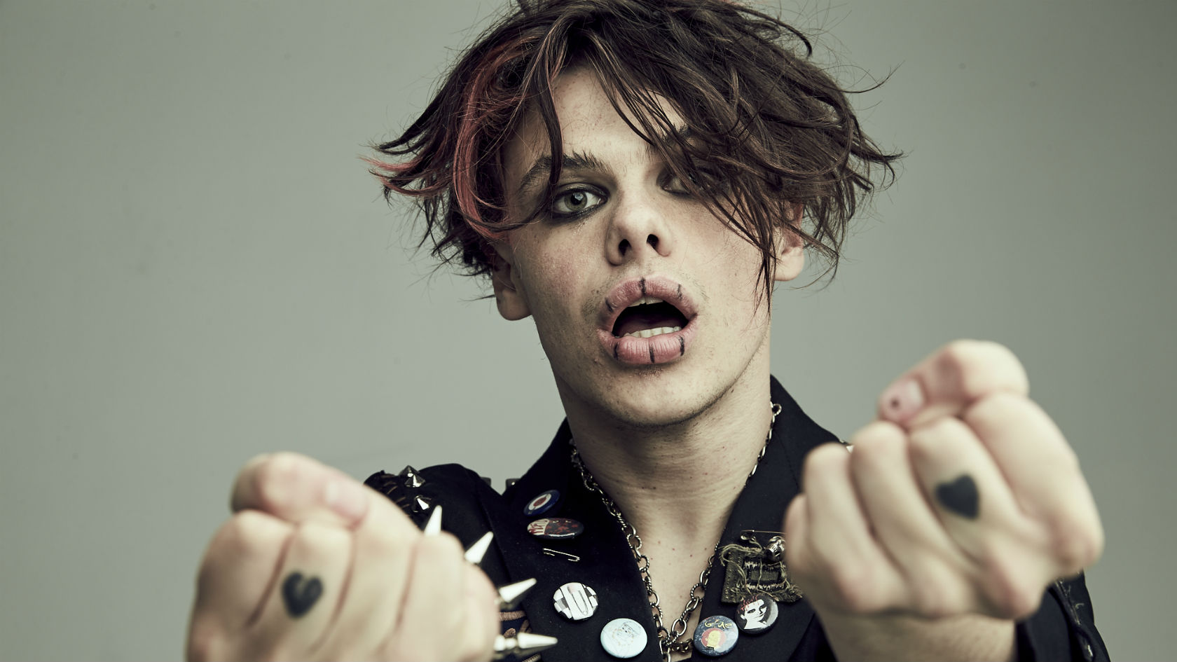 ‘Good People And Good Lager’ YUNGBLUD Chats Australia, Falls Fest