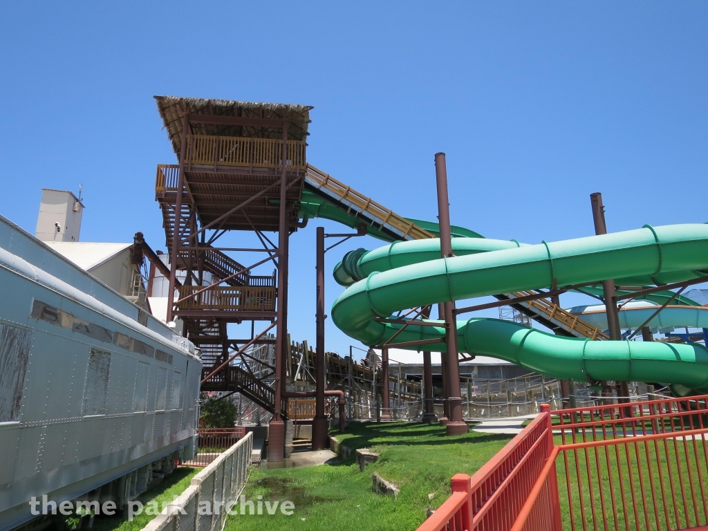 Top Ten Waterslides LiftThrill
