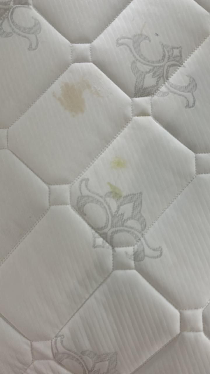 Dry cleaning of mattress