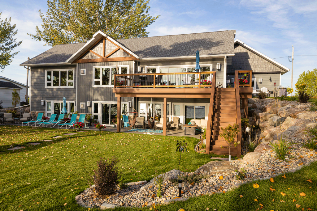 Sweet Home Sallie Lighthouse Construction