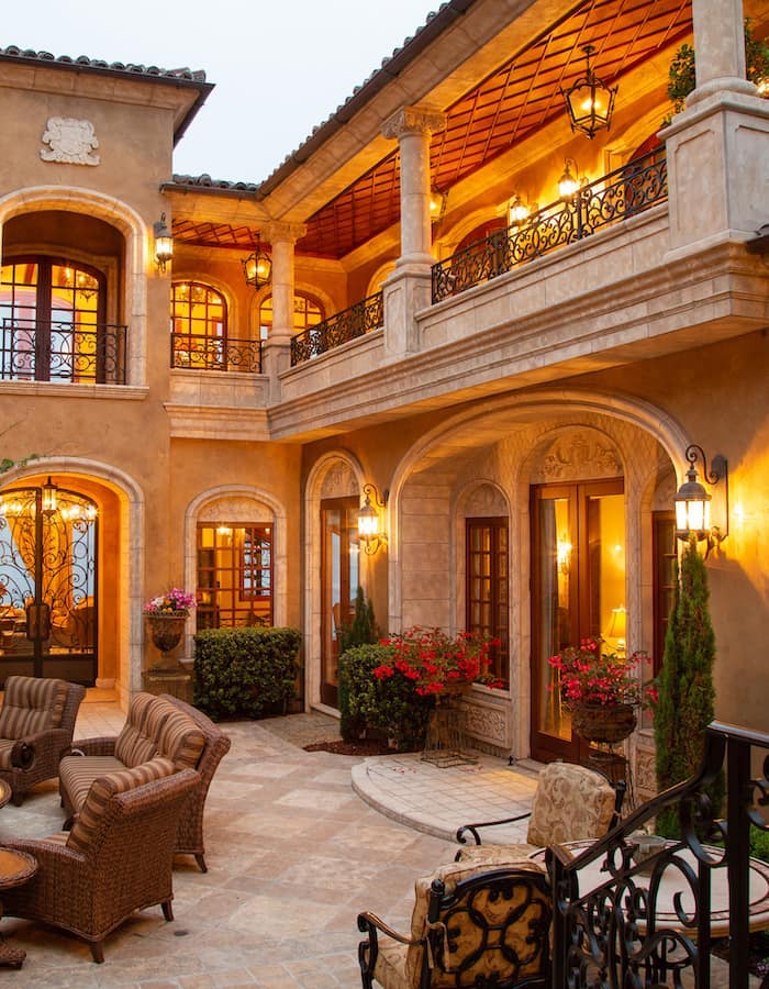 About Our Lighting Company in San Diego Lighting Distinctions 760
