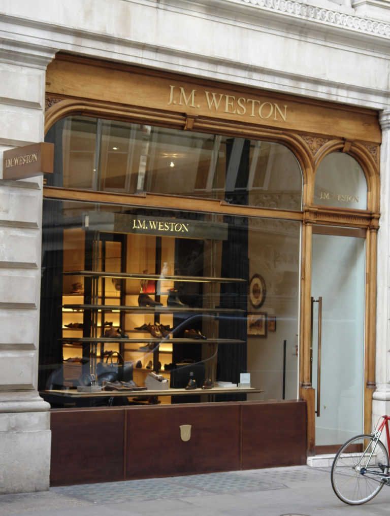 JM WESTON stores. Worldwide. ARCHITECTURE & ASSOCIES LIGHTMAKERS