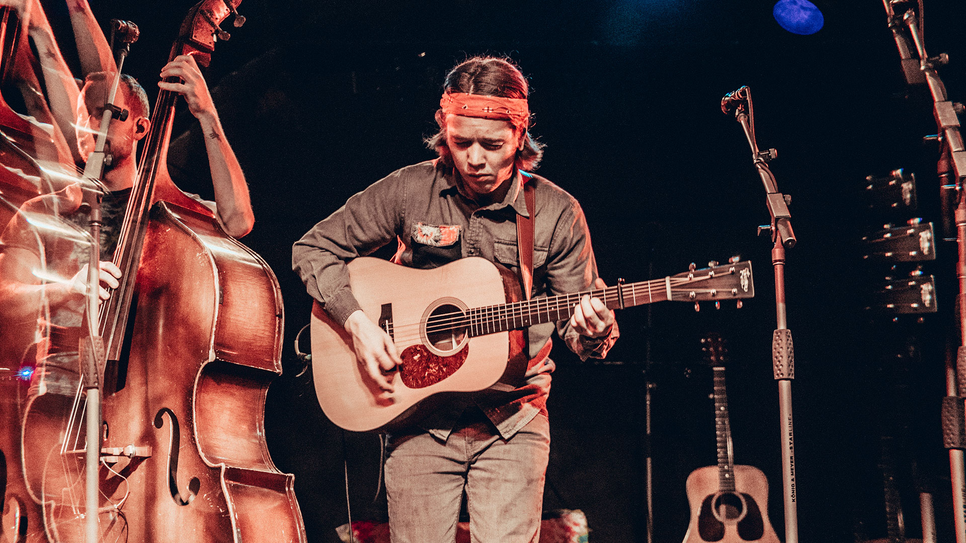 Billy Strings Must Be Seven Lightning 100(014)