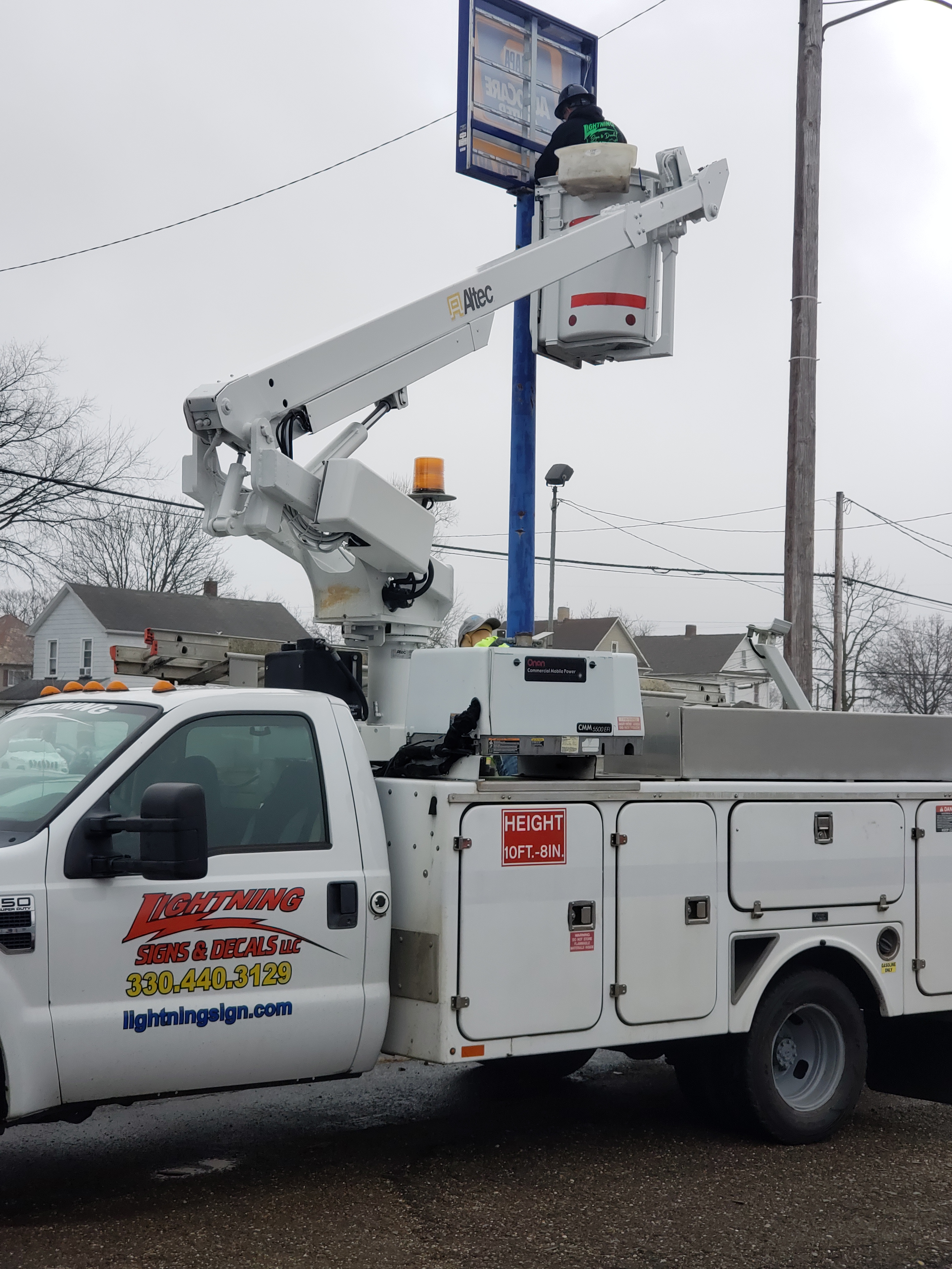 Led Lightning Signs & Decals llc.